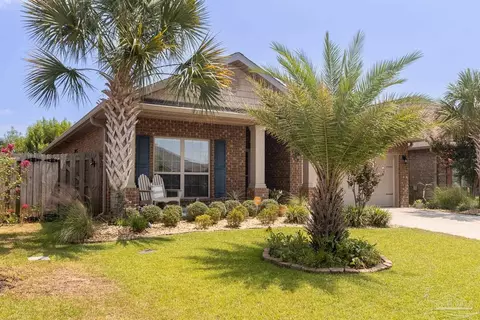 1712 Waterford Sound Blvd, Gulf Breeze, FL 32563