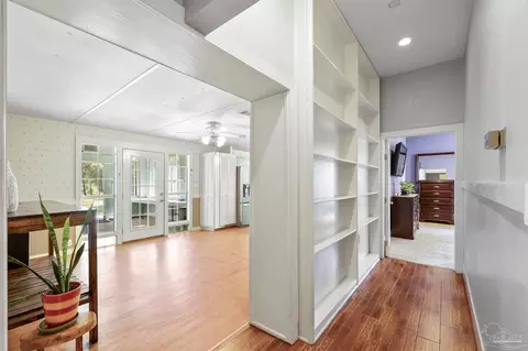 8148 Delta Dr, Milton, FL 32583 photo 9