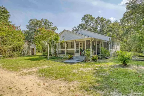8148 Delta Dr, Milton, FL 32583 photo 4
