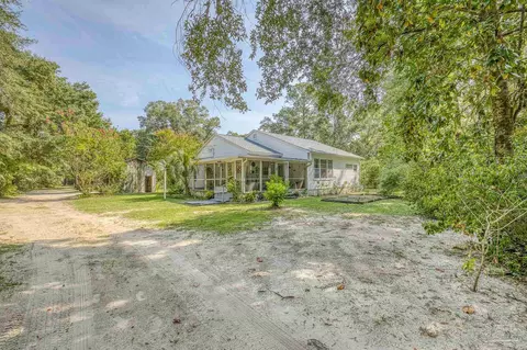 8148 Delta Dr, Milton, FL 32583 photo 3