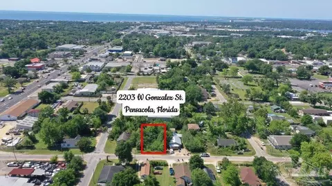 2203 W Gonzalez St, Pensacola, FL 32505