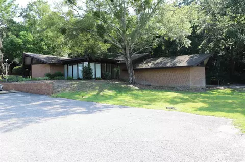 4711 Scenic Hwy, Pensacola, FL 32504