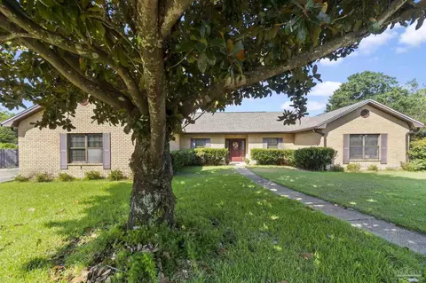 2850 Semoran Ct, Pensacola, FL 32503