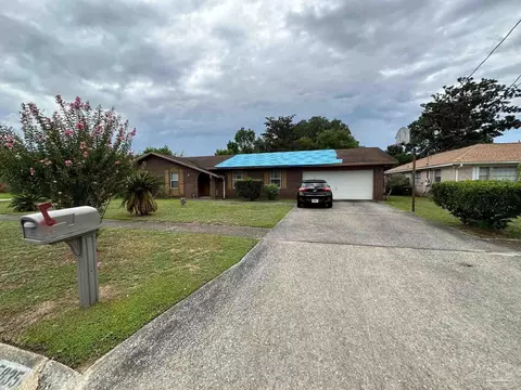 5835 Adelyn Rd, Pensacola, FL 32504