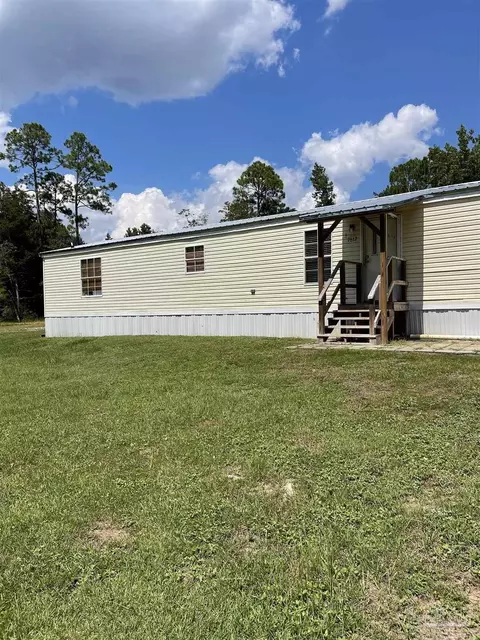 7612 Shiner Ave, Milton, FL 32583