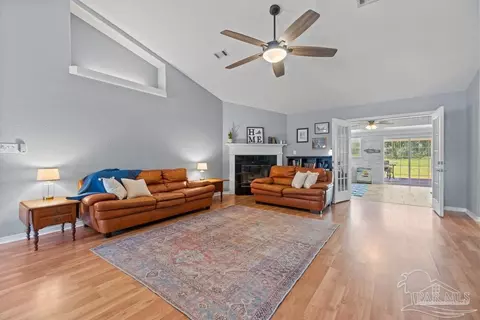 5605 Whispering Woods Dr, Pace, FL 32571 photo 7