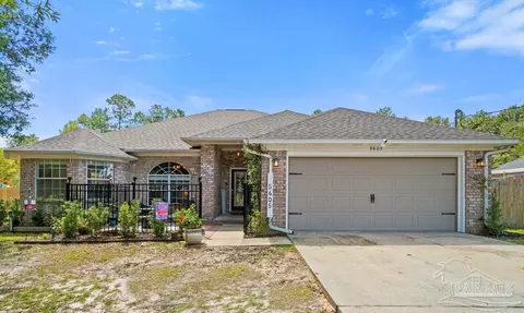 5605 Whispering Woods Dr, Pace, FL 32571