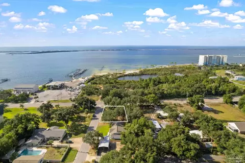 10700 Gulf Beach Hwy, Pensacola, FL 32507