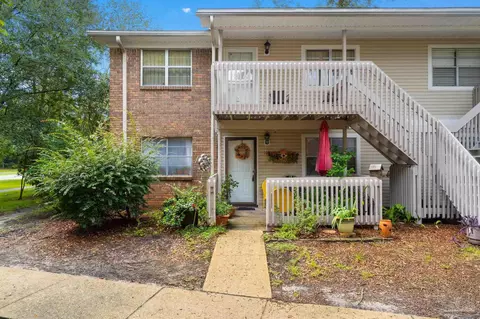 1100 Shoreline Dr #101, Gulf Breeze, FL 32561