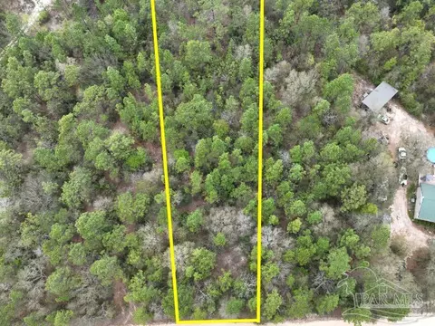 Whippoorwill Dr, Holt, FL 32564 photo 2