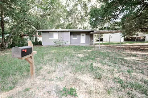 6 Nevada Cir, Pensacola, FL 32505