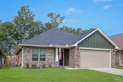 3880 Shady Grove Dr, Pace, FL 32571