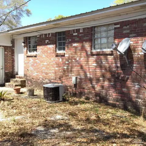 6433 Open Rose Dr, Milton, FL 32570 photo 3