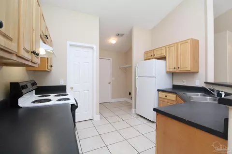 6907 Ella St, Milton, FL 32583 photo 9