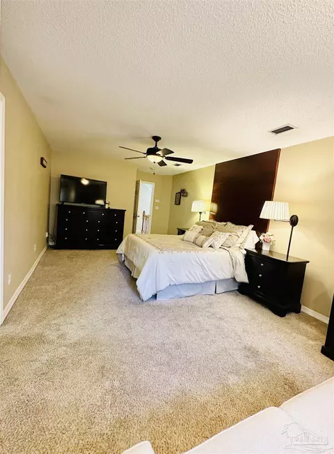 5735 Whispering Woods Dr, Pace, FL 32571 photo 13
