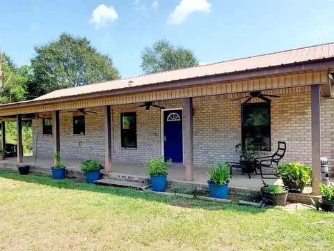 454 Elsie Davis Rd, Century, FL 32535