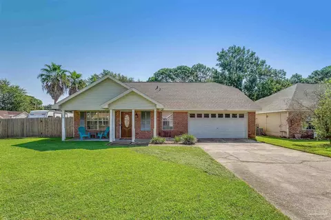 1356 Sterling Point Dr, Gulf Breeze, FL 32563