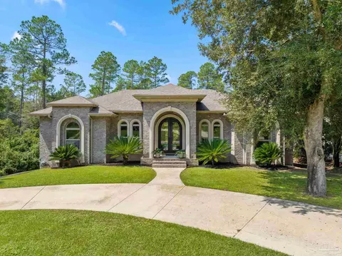 2723 Ashbury Ln, Cantonment, FL 32533