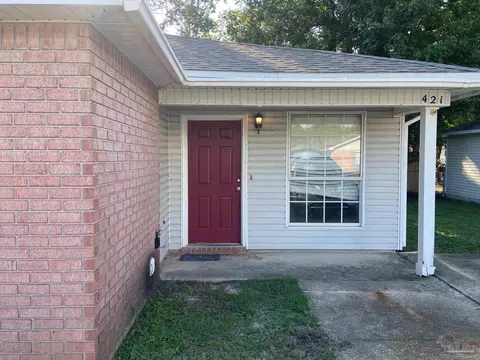 421 Shadow Way Ln, Pensacola, FL 32506