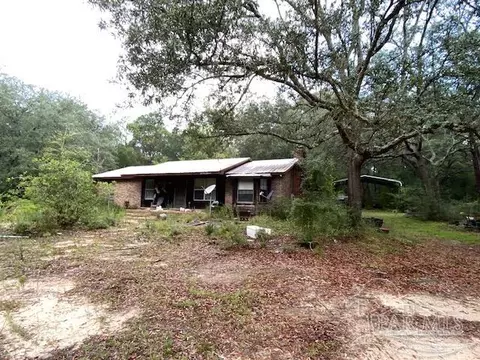 9140 Barney Broxson Rd, Milton, FL 32583