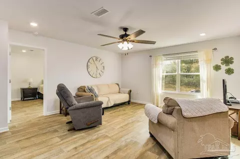 891 Jesse Dr, Cantonment, FL 32533 photo 10