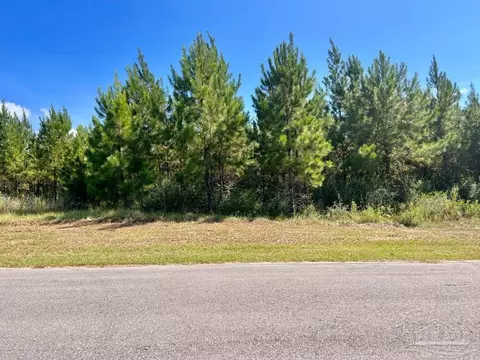 8203 Teton Crest Dr, Pace, FL 32571 photo 2