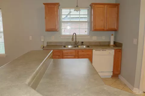 2455 Flintstone Dr, Cantonment, FL 32533 photo 19