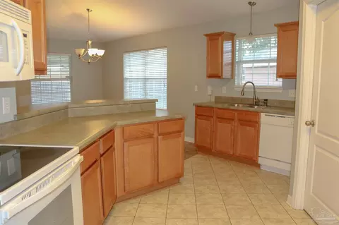 2455 Flintstone Dr, Cantonment, FL 32533 photo 10