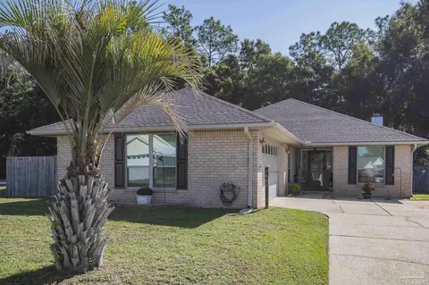 1466 Greystone Ln, Pensacola, FL 32514