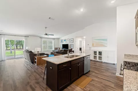 4708 Perception Cir, Milton, FL 32570 photo 14