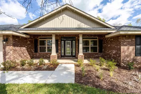 Exterior - 5974 Parsonage Cir, Milton, FL 32570 photo 2 of 5