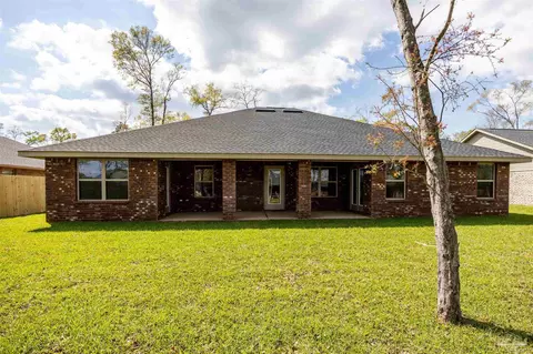 Exterior - 5974 Parsonage Cir, Milton, FL 32570 photo 3 of 5