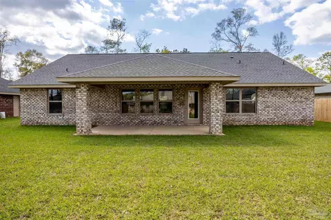 Exterior - 5980 Parsonage Cir, Milton, FL 32570 photo 5 of 6