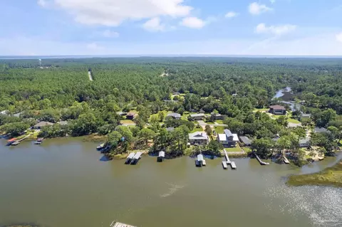 1920 Lodgepole Dr, Milton, FL 32583 photo 3
