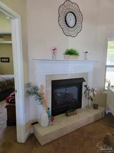 4926 Tributary Dr, Milton, FL 32570 photo 7