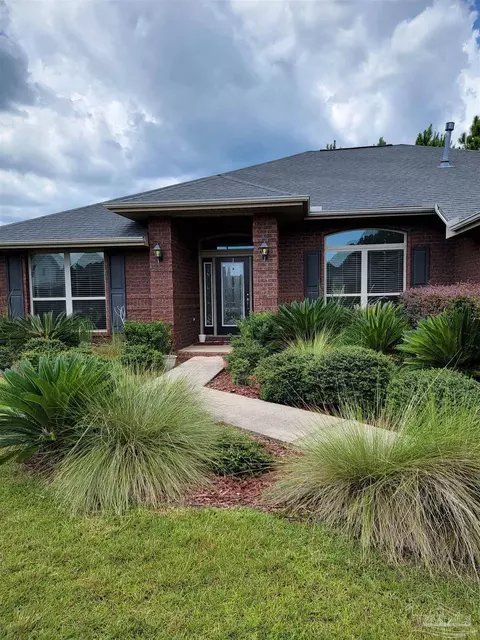 4926 Tributary Dr, Milton, FL 32570 photo 4