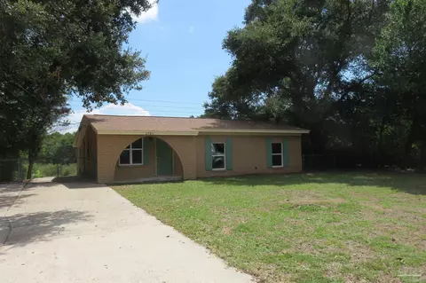 6985 Oakcliff Rd, Pensacola, FL 32526