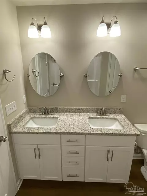 Bath - 5124 Hendricks Cir, Jay, FL 32565 photo 9 of 9