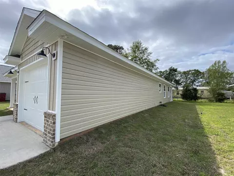 Exterior - 5124 Hendricks Cir, Jay, FL 32565 photo 9 of 12