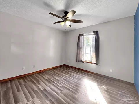 6440 Imperial Dr, Milton, FL 32570 photo 33