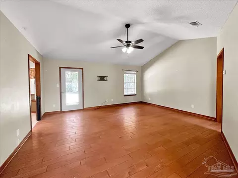 6440 Imperial Dr, Milton, FL 32570 photo 12