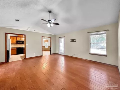 6440 Imperial Dr, Milton, FL 32570 photo 7