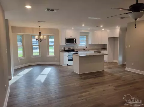 2975 N 16th Ave, Milton, FL 32583 photo 7