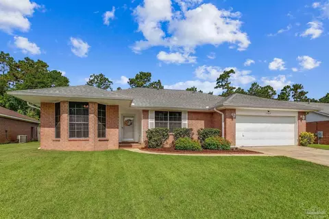7349 Chimney Pines Dr, Pensacola, FL 32526