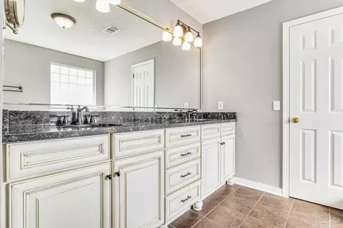 Bath - 4768 Timber Ridge Dr, Pace, FL 32571 photo 2 of 5