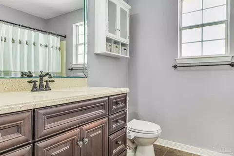 Bath - 4768 Timber Ridge Dr, Pace, FL 32571 photo 4 of 5