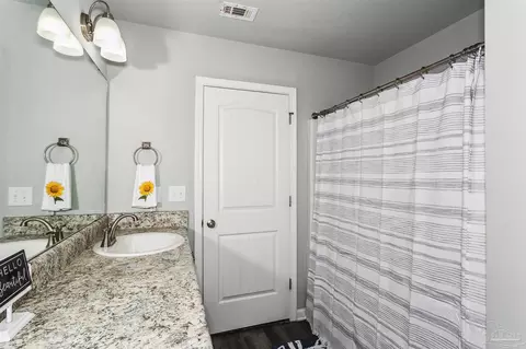 5894 Daffodil Dr, Milton, FL 32570 photo 21