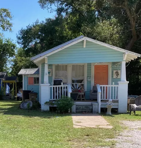 1011 E Yonge St, Pensacola, FL 32503