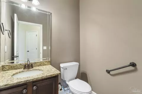 Bath - 2706 Tulip Hill Rd, Pace, FL 32571 photo 2 of 6