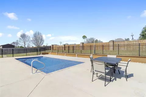 Exterior - 2706 Tulip Hill Rd, Pace, FL 32571 photo 6 of 11
